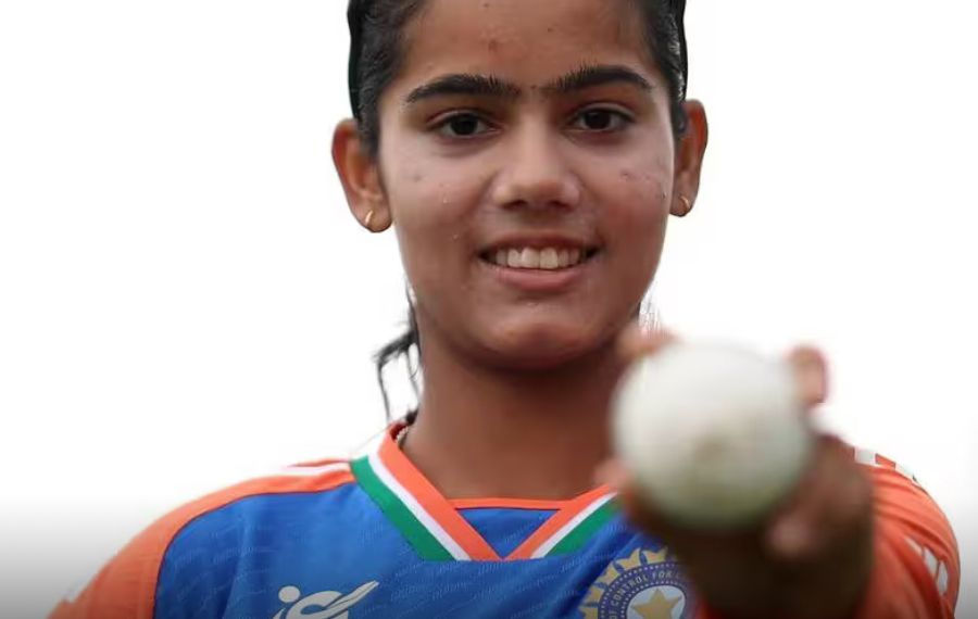Vaishnavi Sharma Make a history for India in Under-19, took 5 wickets for 5 runs in T20 World Cup