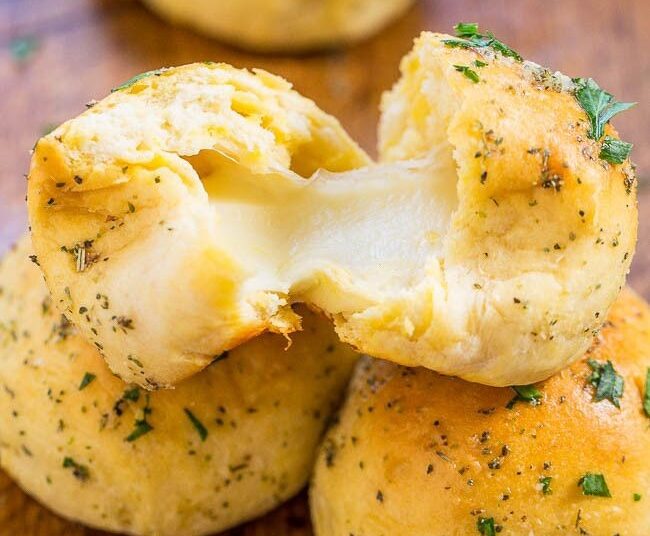 Cheesy Garlic Bombs