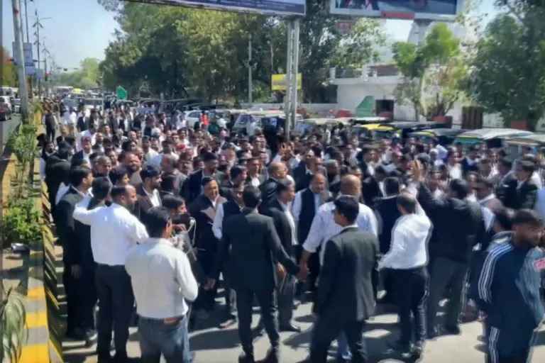 Ajmer: Shocking Murder of Senior Advocate Sparks Outrage, Lawyers Protest and Call for Justice