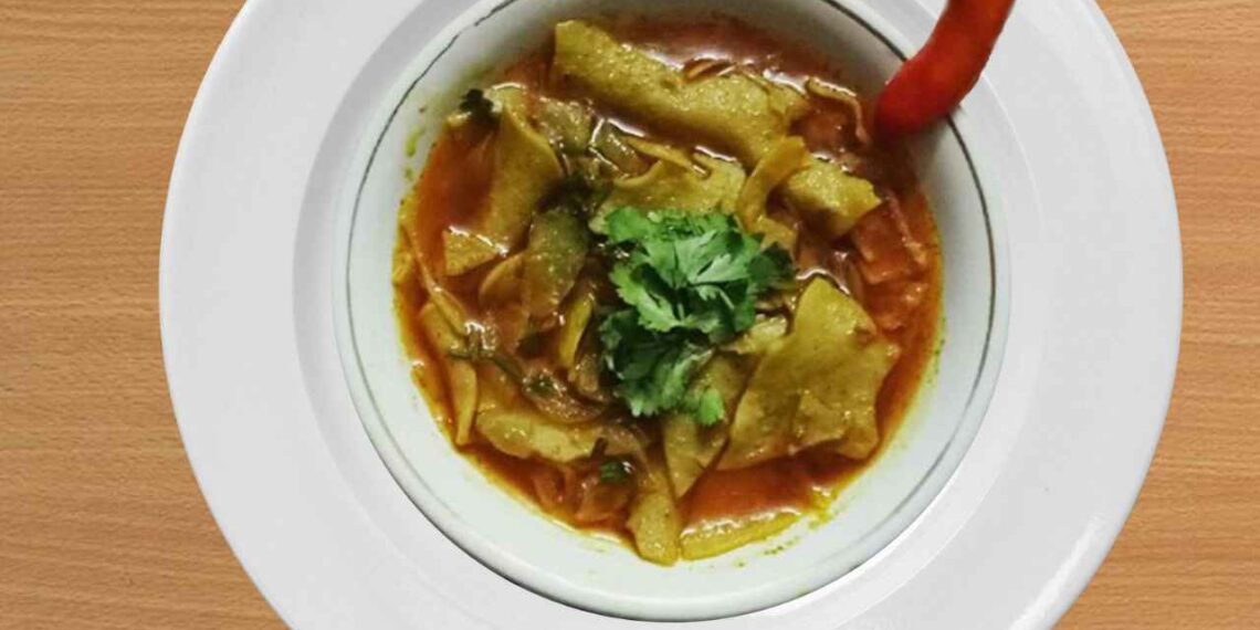 Rabodi Hara pyaaz (vegetarian dish)