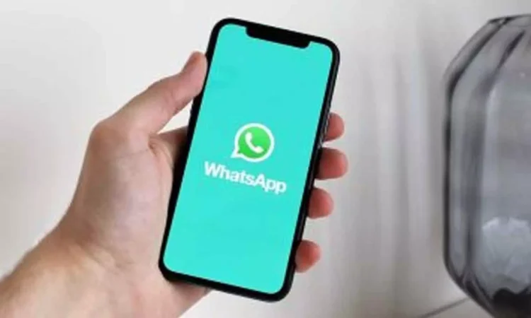 WhatsApp Introduces AI Tool for Enhanced Chat Messaging