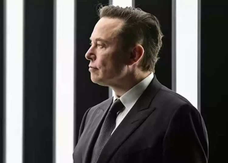 Elon Musk's xAI Files Lawsuit Against Apple and OpenAI