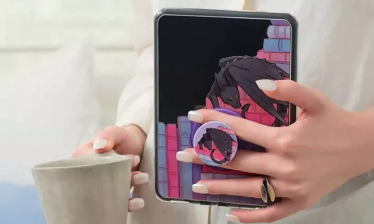 PopSockets Launches MagSafe-Compatible Cases for Kindle Users