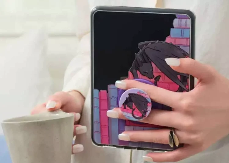 PopSockets Launches MagSafe-Compatible Cases for Kindle Users