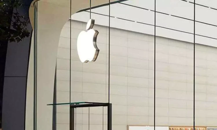 Apple Opens New Store in Hebbal, Bengaluru with Latest Products