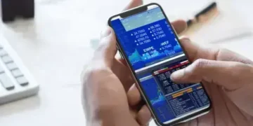 Top Seven Firms See Market Valuation Rise by Over 1 Lakh Crore