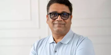 Raisin Innovates Traditional Indian Fashion with Modern Touch