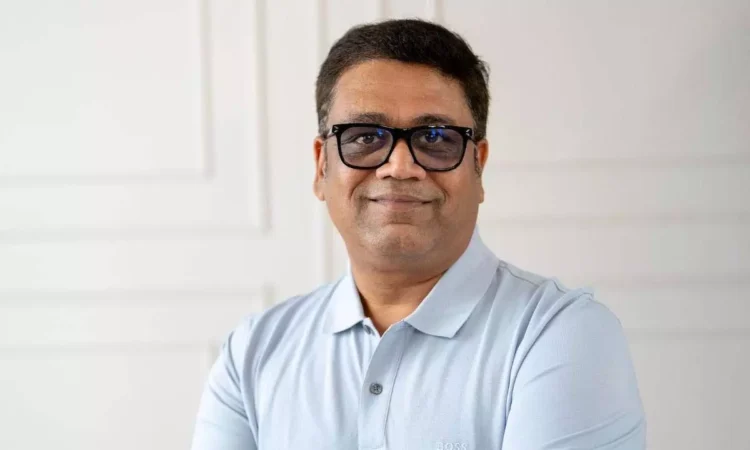 Raisin Innovates Traditional Indian Fashion with Modern Touch