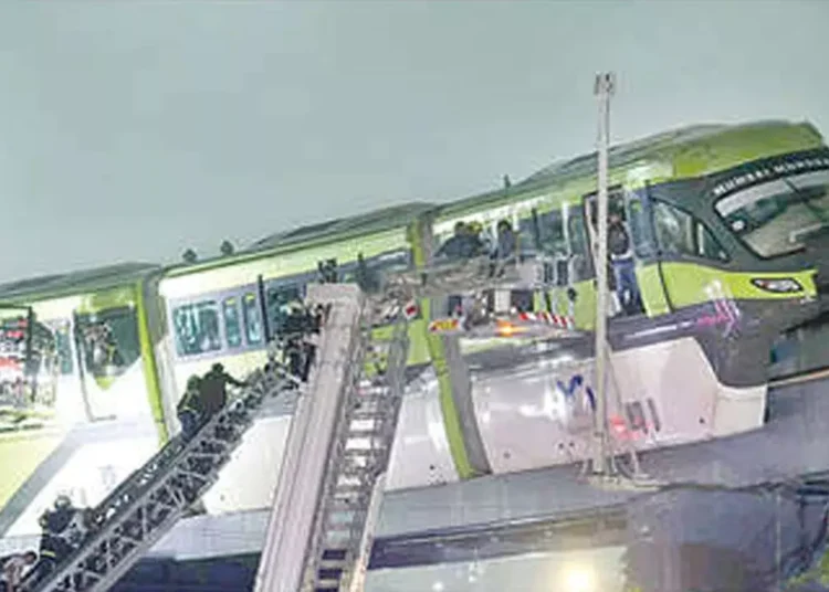 All 17 passengers safely rescued from halted monorail train