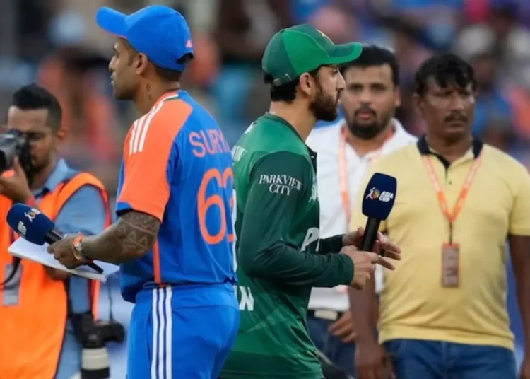 Pakistan Cricket Team to Compete Amid Handshake Controversy