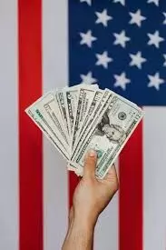 EUR/USD Trends as US Government Shutdown Looms
