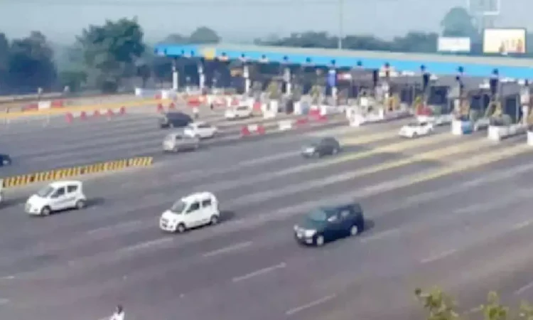 Delhi High Court Halts NOIDA's Demand for Rs 100 Crore from Developer