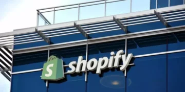 A Simple Guide to Adding Free Gifts at Shopify Checkout