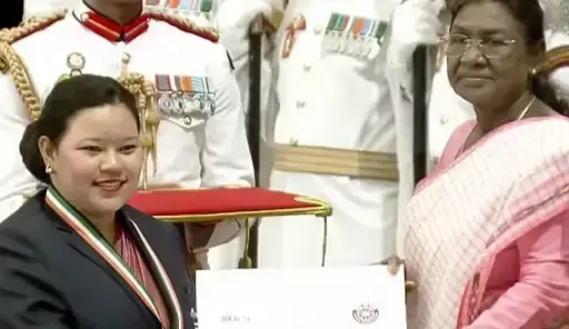 Delhi's Pritika Rawat Receives My Bharat-NSS Award 2025
