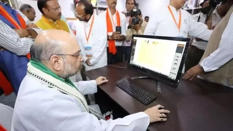 Amit Shah Adopts Zoho Mail Amid Local Push