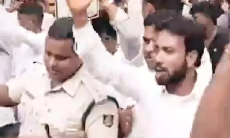 Youth Congress Members Engage in Confrontation with Police