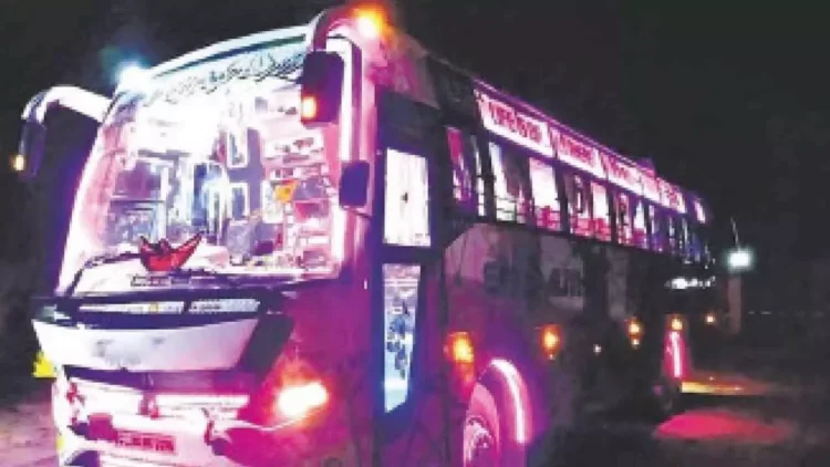 New Purple Buses to Transport Tourists in New Delhi