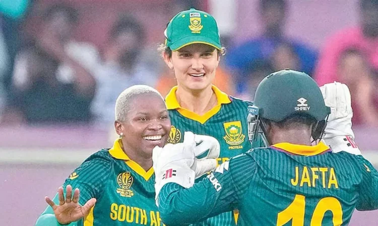 Nadine de Klerk Leads South Africa to Victory Against Bangladesh