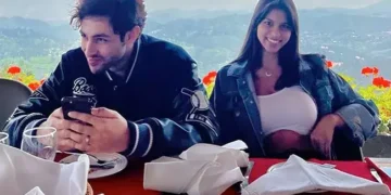 Suhana Khan and Agastya Nanda Dance Together at Diwali Event