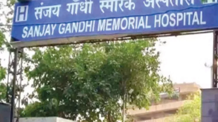 Man on Sanjay Gandhi Hospital Roof Sparks Rescue Efforts Man on Sanjay Gandhi Hospital Roof Sparks Rescue Efforts