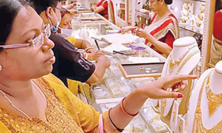 Record Spending on Gold and Silver During Dhanteras Festival
