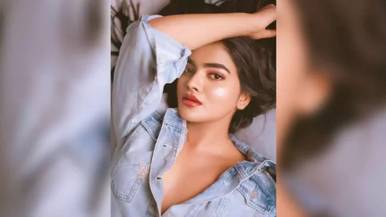 Amrutha Uppar Embraces Bold Denim Style for Diwali Shoot