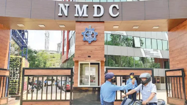 NMDC Reduces Iron Ore Prices for Lump and Fines