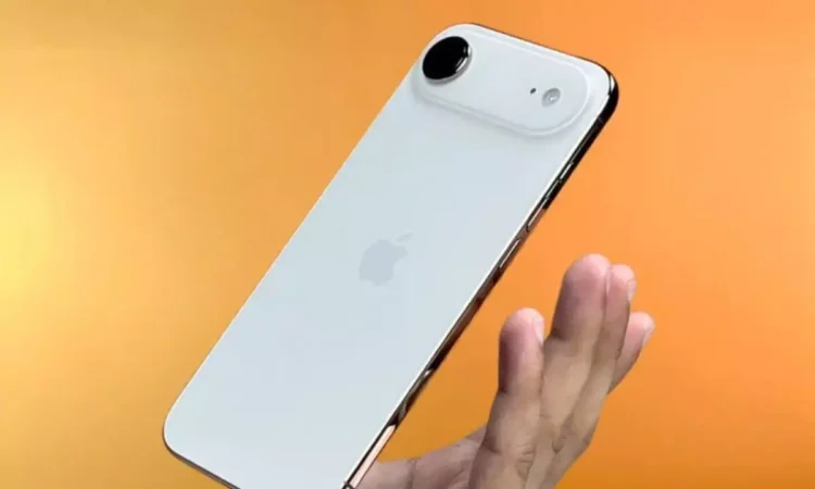 Apple Significantly Reduces iPhone Air Production Due to Poor Sales