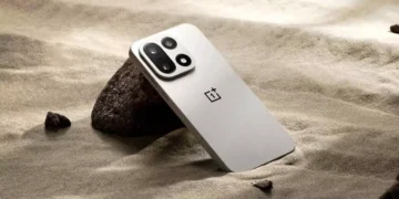 OnePlus 15 Launches with Impressive Features and Design