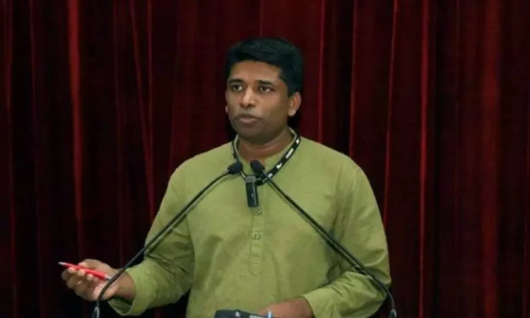 Kannan Gopinathan Leaves IAS and Joins Congress for Free Speech