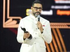 Abhishek Bachchan Receives His First Filmfare Best Actor Award