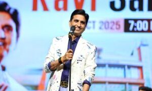 Dr. Kumar Vishwas Captivates Mumbai with Ramayana-Themed Poetry