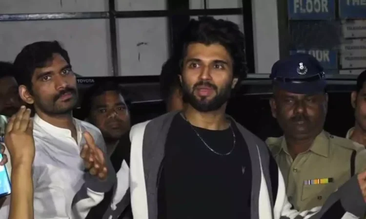 Vijay Deverakonda and Rashmika Mandanna Confirm Their Romance Vijay Deverakonda and Rashmika Mandanna Confirm Their Romance