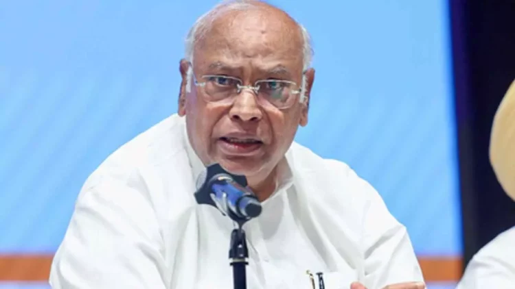 Kharge Calls for Ban on RSS, Criticizes Modi's Actions