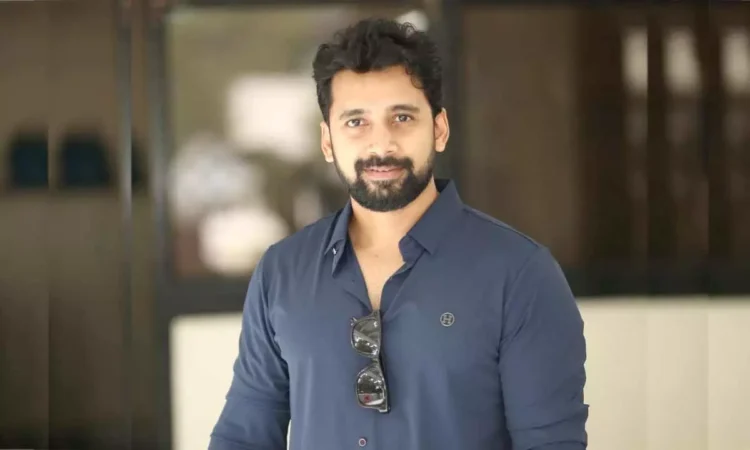 Young Actor Devan Takes On Dual Role in 'Krishna Leela' Young Actor Devan Takes On Dual Role in 'Krishna Leela'