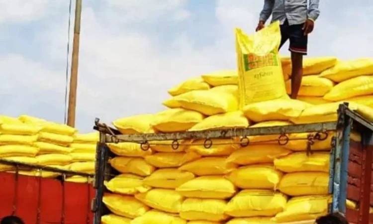 Government Ensures Record Urea Availability for Kharif 2025 and Rabi 2025–26 Government Ensures Record Urea Availability for Kharif 2025 and Rabi 2025–26
