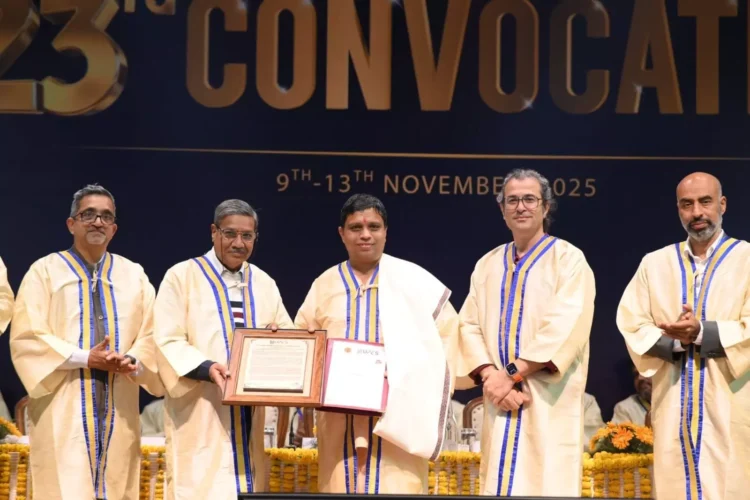 Acharya Balkrishna honored at UPES School of Business graduation