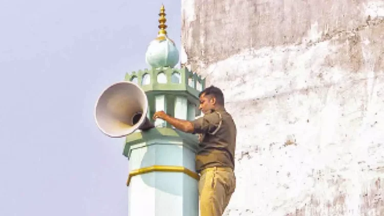 Seventeen FIRs filed against mosque officials in Ballia