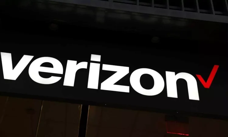 Verizon Plans Major Restructuring with New CEO's 15,000 Job Cuts