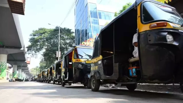 Mumbai Faces Transport Crisis as CNG Supply Disruption Hits Fares Mumbai Faces Transport Crisis as CNG Supply Disruption Hits Fares