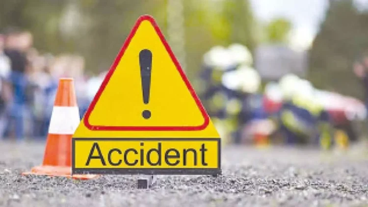 One fatality and four injured in two road accidents