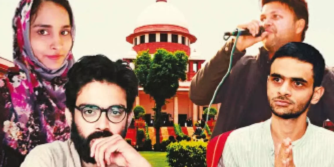 Supreme Court Reserves Verdict on Khalid and Sharjeel's Bail Pleas